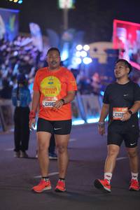 BIB: 211, 23987, 2328
                            <button type="button" onclick="openModal(21018940)" class="btn btn-primary btn-sm float-right btn-popup" data-toggle="modal" data-target=".modal-high-quality">
                        <i class="fas fa-shopping-cart"></i> Add to Cart
                    </button>
                                            <button type="button" onclick="isThisMe(21018940, true)" class="btn btn-success btn-sm float-right btn-popup btn-isme hidden" data-toggle="tooltip" data-placement="bottom" title="นี่คือรูปของคุณใช่ไหม คลิกที่นี่เพื่อเอาเข้าอัลบั้ม">
                        <i class="fas fa-plus"></i> Add to album
                    </button>
                    <button type="button" onclick="isThisMe(21018940, false)" class="btn btn-warning btn-sm float-right btn-popup btn-isnotme hidden">
                        <i class="fas fa-ban"></i> Remove from album
                    </button>